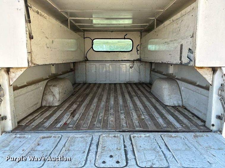 image for item NU9341 1991 Chevrolet  C1500 pickup truck