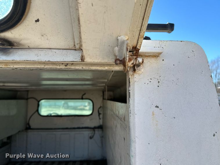 image for item NU9341 1991 Chevrolet  C1500 pickup truck