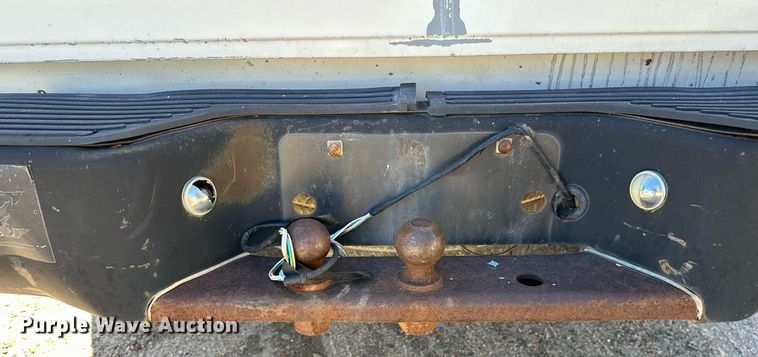 image for item NU9341 1991 Chevrolet  C1500 pickup truck