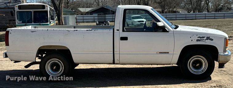 image for item NU9342 1991 Chevrolet  C2500 pickup truck