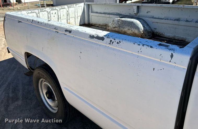 image for item NU9342 1991 Chevrolet  C2500 pickup truck