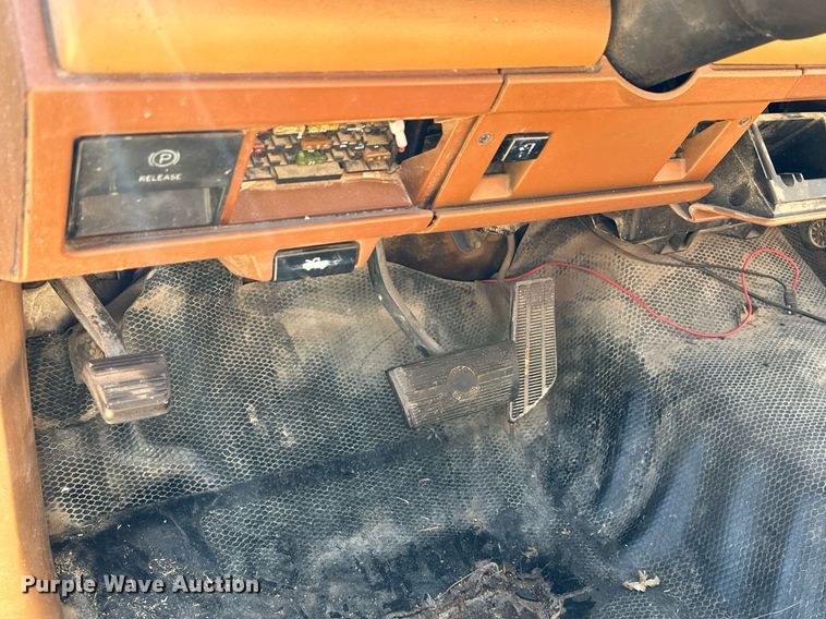 image for item NU9342 1991 Chevrolet  C2500 pickup truck