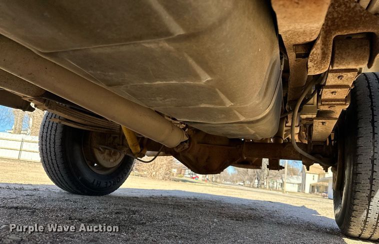 image for item NU9342 1991 Chevrolet  C2500 pickup truck