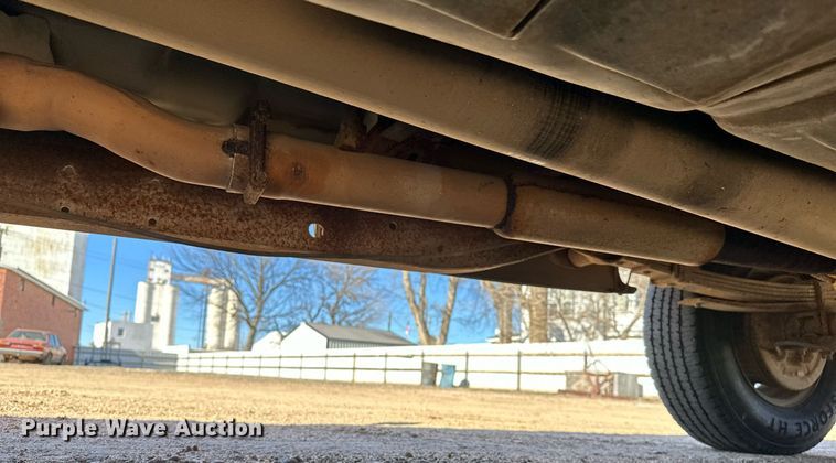 image for item NU9342 1991 Chevrolet  C2500 pickup truck