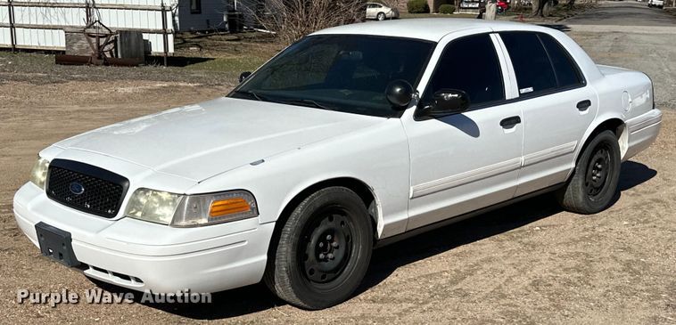 image for item NU9343 2011 Ford Crown Victoria Police Interceptor 