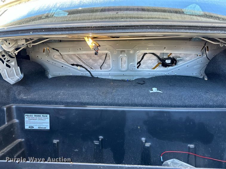 image for item NU9343 2011 Ford Crown Victoria Police Interceptor 