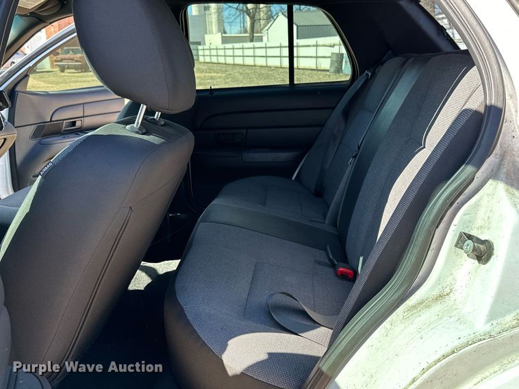 image for item NU9343 2011 Ford Crown Victoria Police Interceptor 