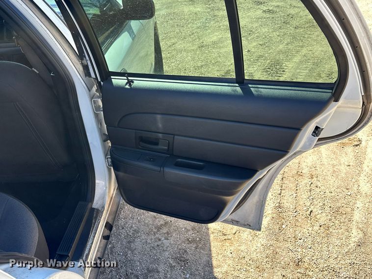 image for item NU9343 2011 Ford Crown Victoria Police Interceptor 