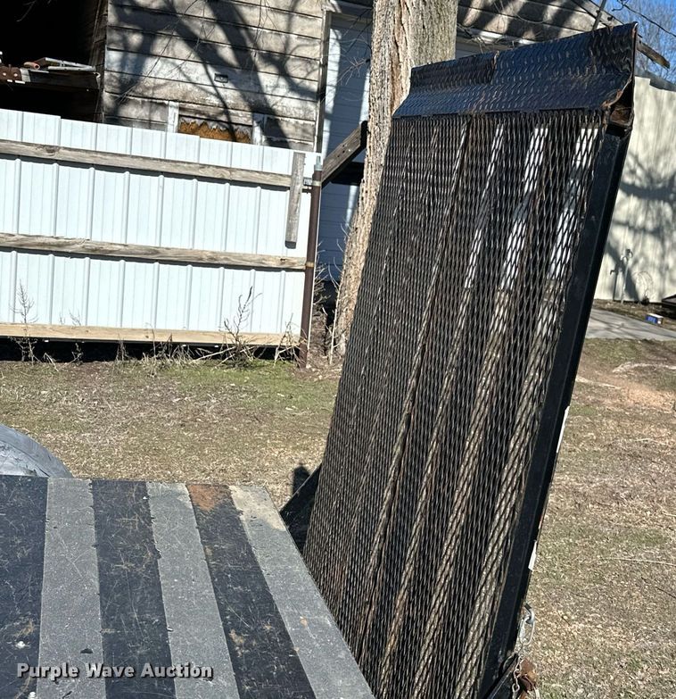 image for item NU9344 2013 MMDI utility trailer