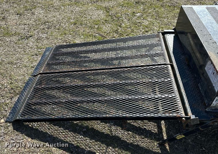 image for item NU9344 2013 MMDI utility trailer