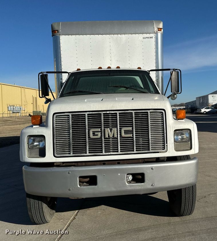 image for item NU9416 1996 GMC TopKick box truck