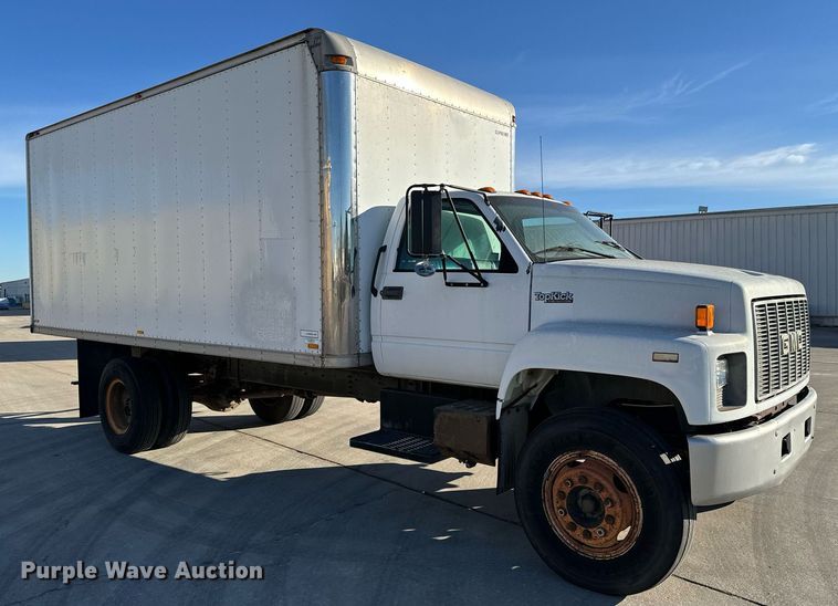 image for item NU9416 1996 GMC TopKick box truck