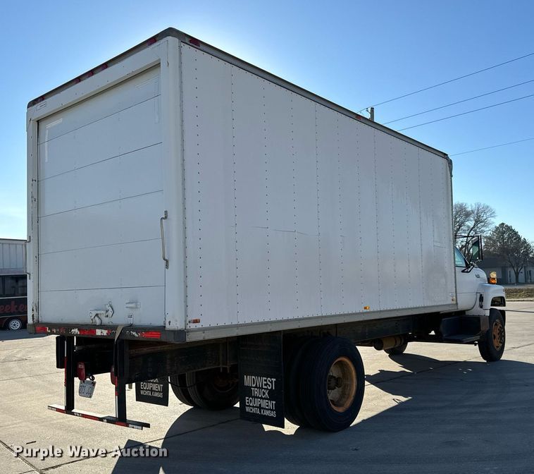image for item NU9416 1996 GMC TopKick box truck