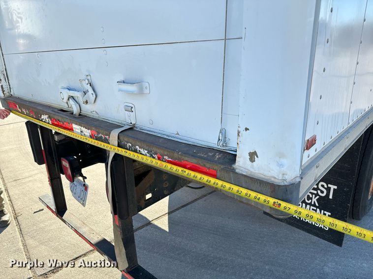 image for item NU9416 1996 GMC TopKick box truck