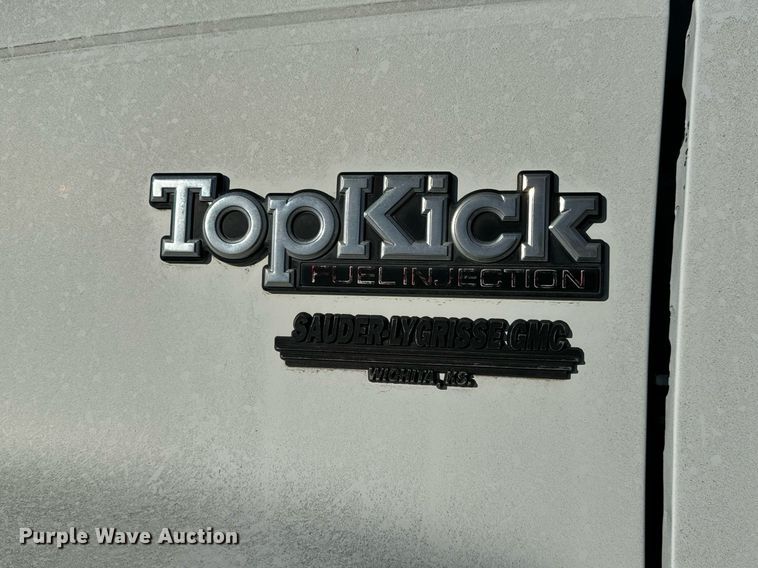 image for item NU9416 1996 GMC TopKick box truck