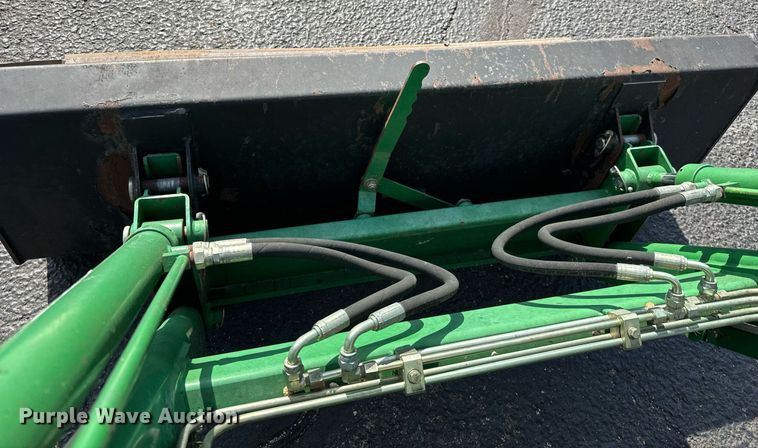 image for item NU9450 Montana 2740 MFWD tractor