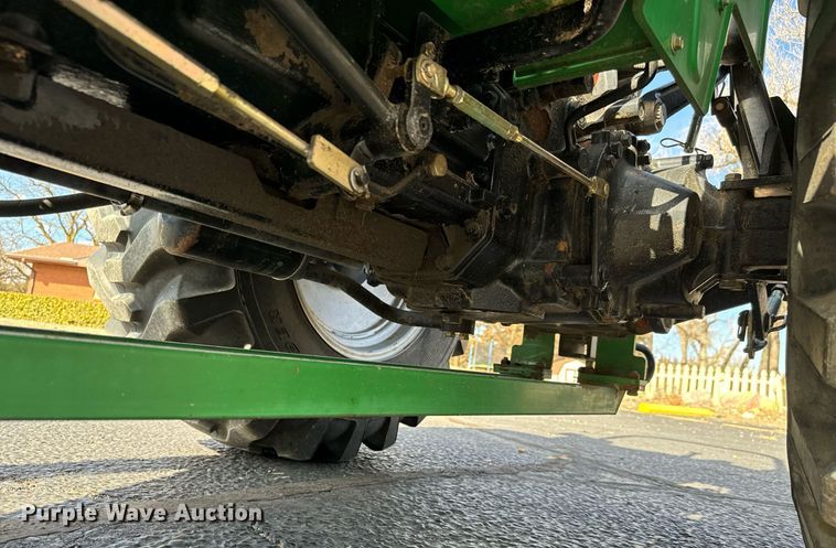 image for item NU9450 Montana 2740 MFWD tractor