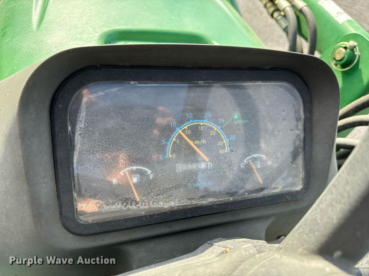 image for item NU9450 Montana 2740 MFWD tractor