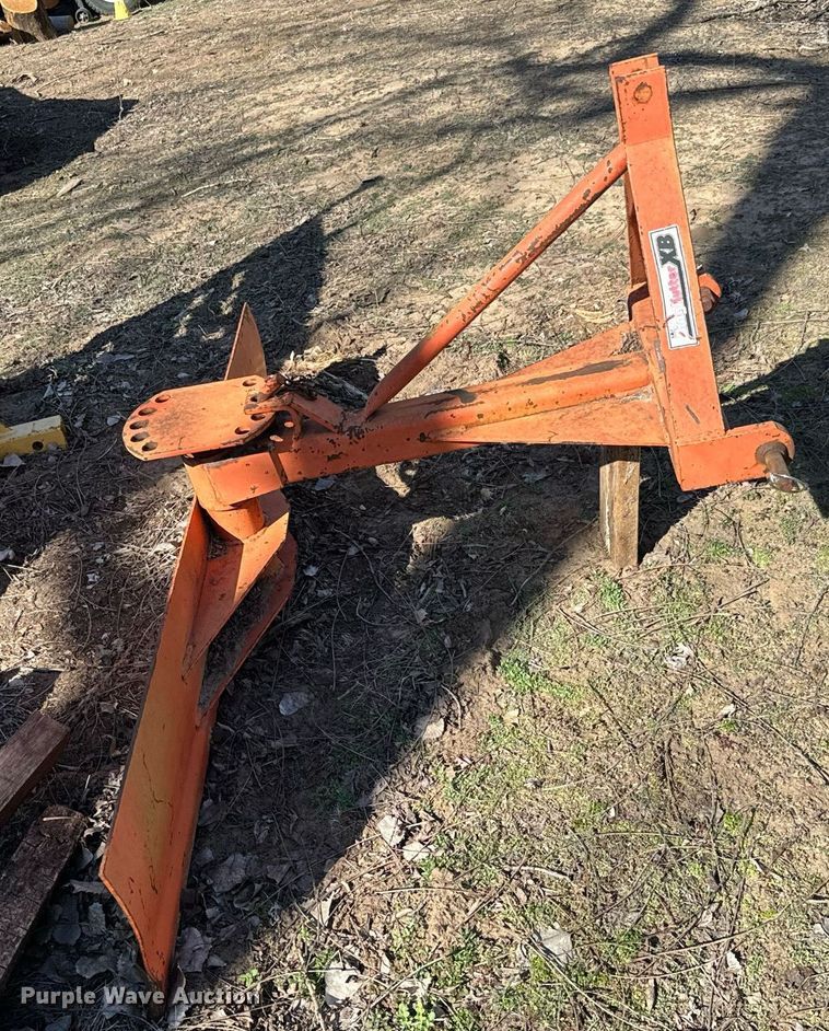 image for item NU9450 Montana 2740 MFWD tractor