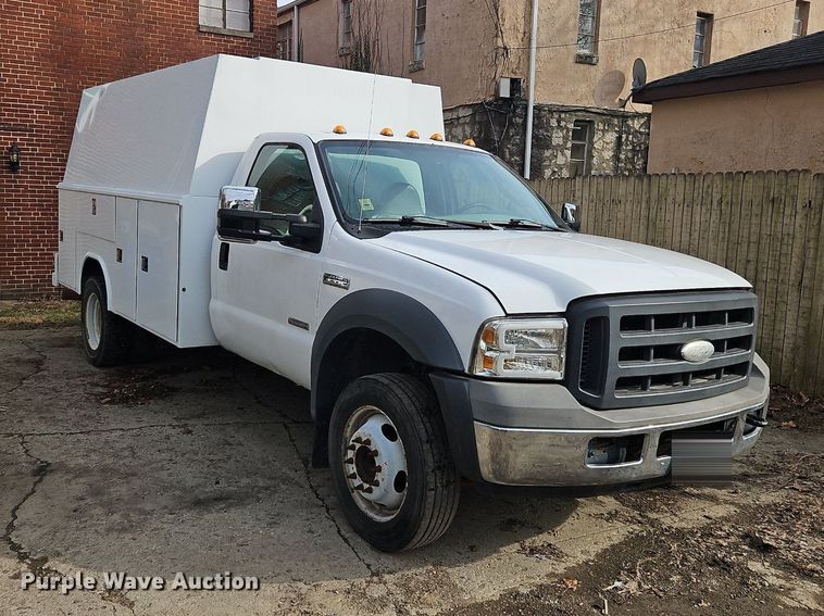 image for item NZ9157 2005 Ford F550 Super Duty  utility / service truck