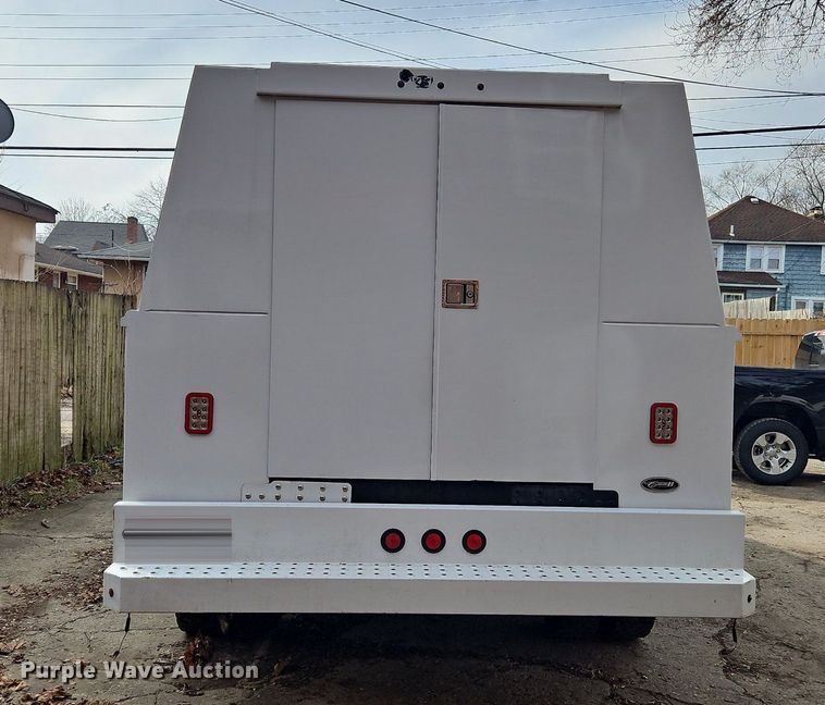 image for item NZ9157 2005 Ford F550 Super Duty  utility / service truck