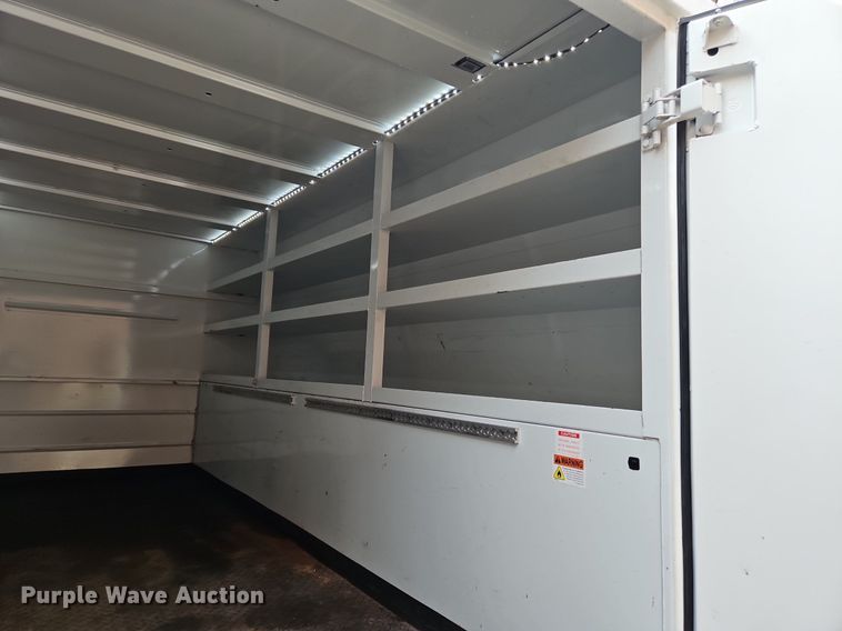 image for item NZ9157 2005 Ford F550 Super Duty  utility / service truck