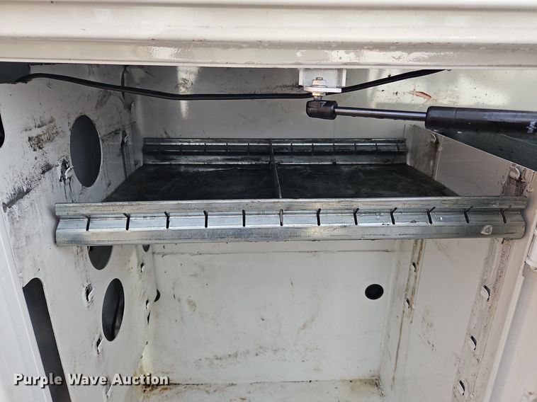 image for item NZ9157 2005 Ford F550 Super Duty  utility / service truck