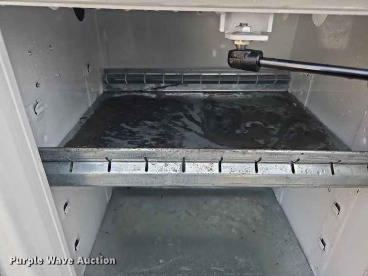 image for item NZ9157 2005 Ford F550 Super Duty  utility / service truck