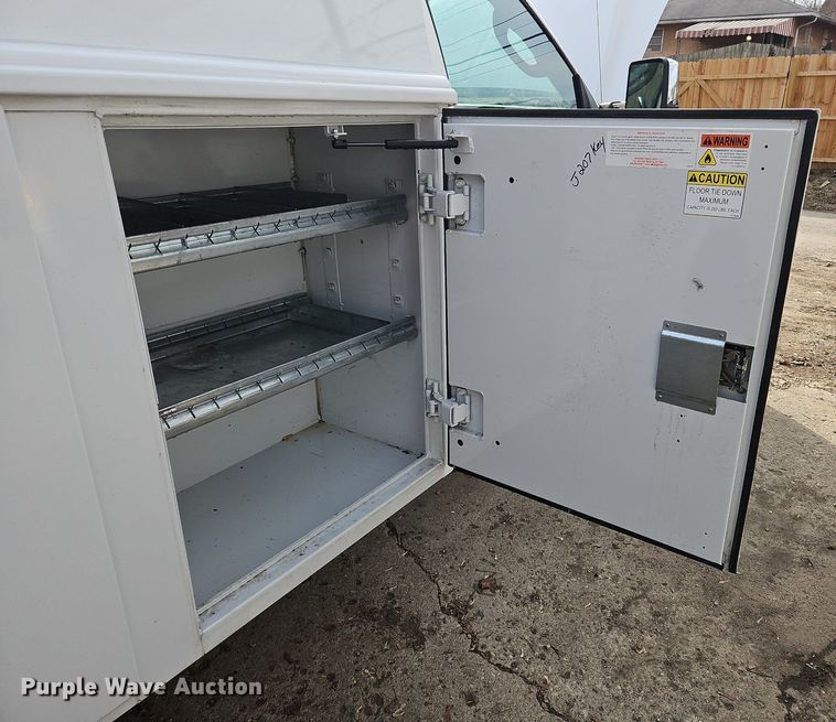 image for item NZ9157 2005 Ford F550 Super Duty  utility / service truck