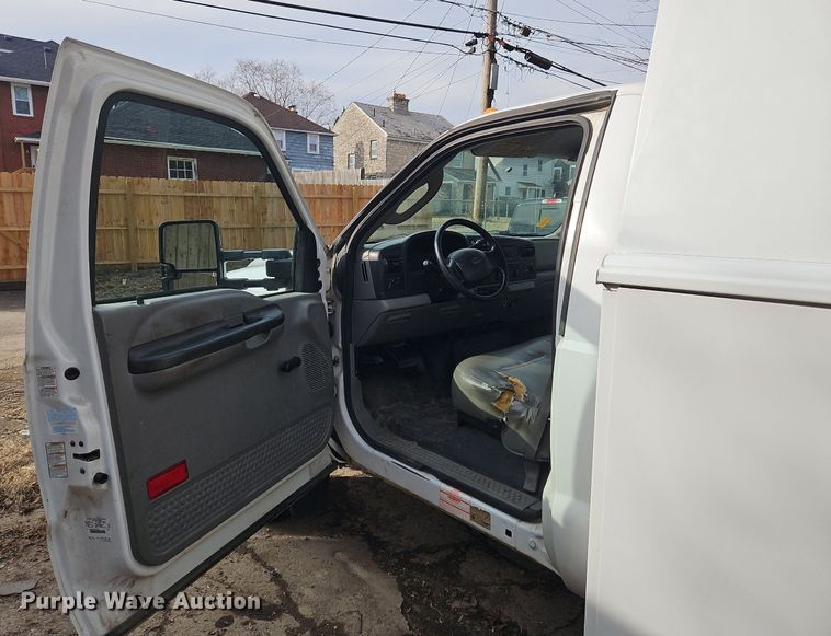 image for item NZ9157 2005 Ford F550 Super Duty  utility / service truck