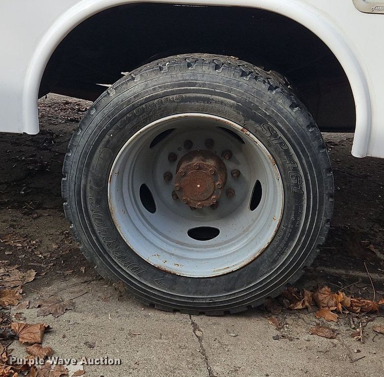 image for item NZ9157 2005 Ford F550 Super Duty  utility / service truck