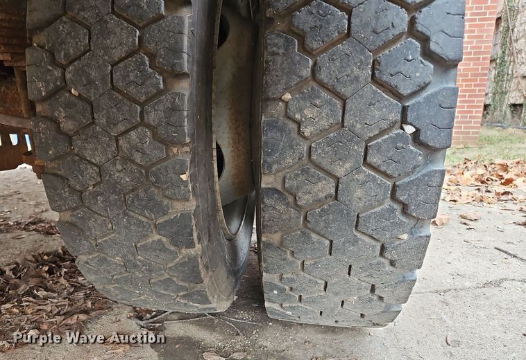 image for item NZ9157 2005 Ford F550 Super Duty  utility / service truck