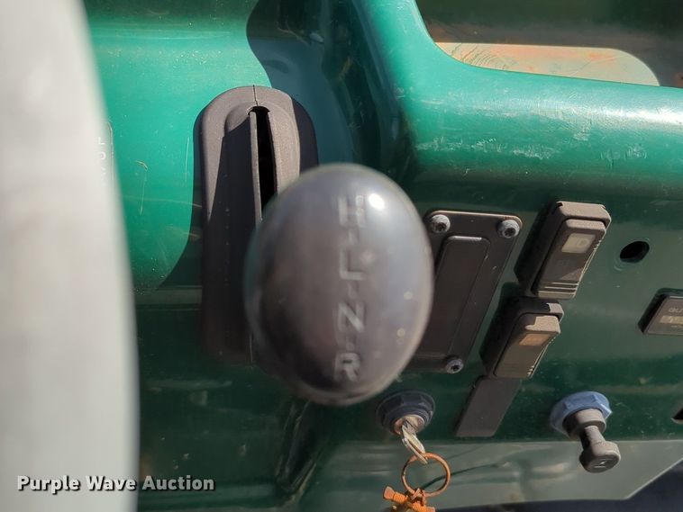 image for item NZ9366 2001 Polaris Ranger utility vehicle