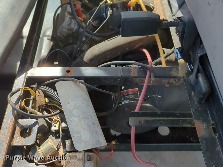 image for item NZ9366 2001 Polaris Ranger utility vehicle