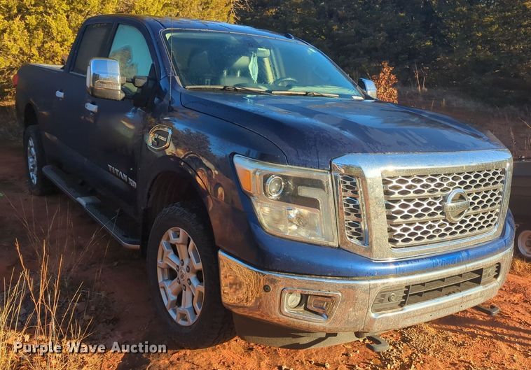 image for item OD9181 2017 Nissan Titan XD Crew Cab pickup truck