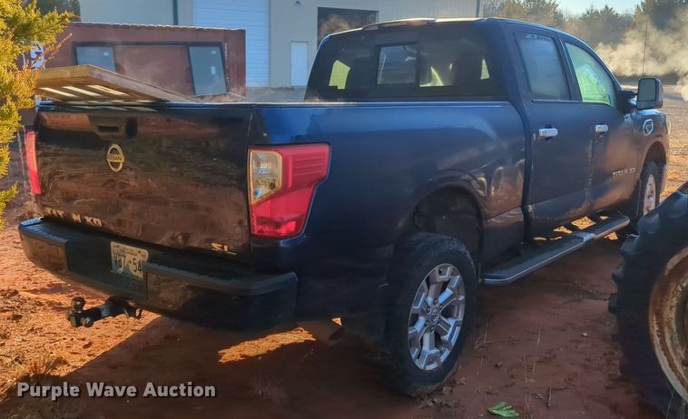 image for item OD9181 2017 Nissan Titan XD Crew Cab pickup truck