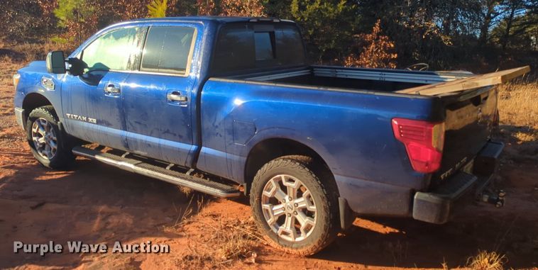 image for item OD9181 2017 Nissan Titan XD Crew Cab pickup truck