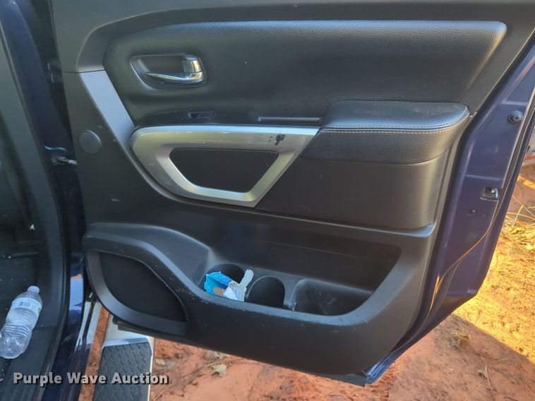 image for item OD9181 2017 Nissan Titan XD Crew Cab pickup truck