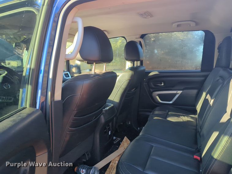 image for item OD9181 2017 Nissan Titan XD Crew Cab pickup truck