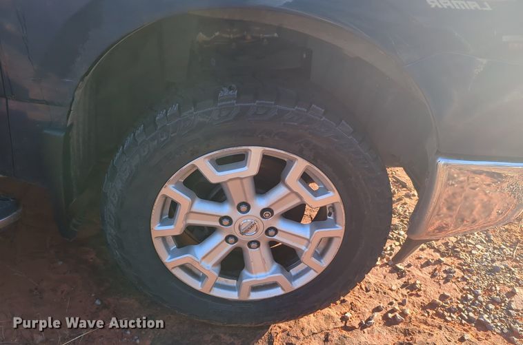 image for item OD9181 2017 Nissan Titan XD Crew Cab pickup truck