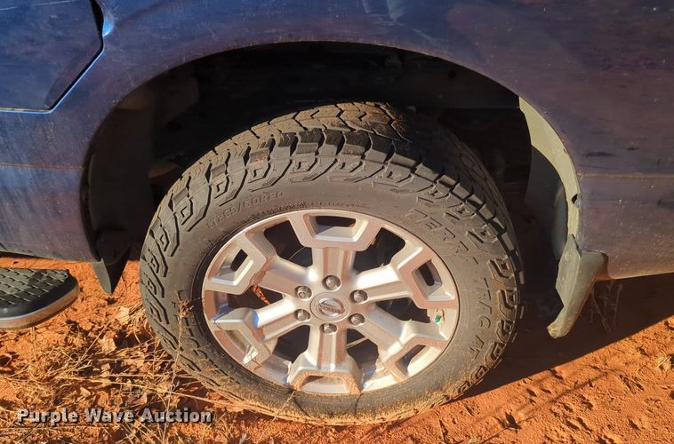 image for item OD9181 2017 Nissan Titan XD Crew Cab pickup truck