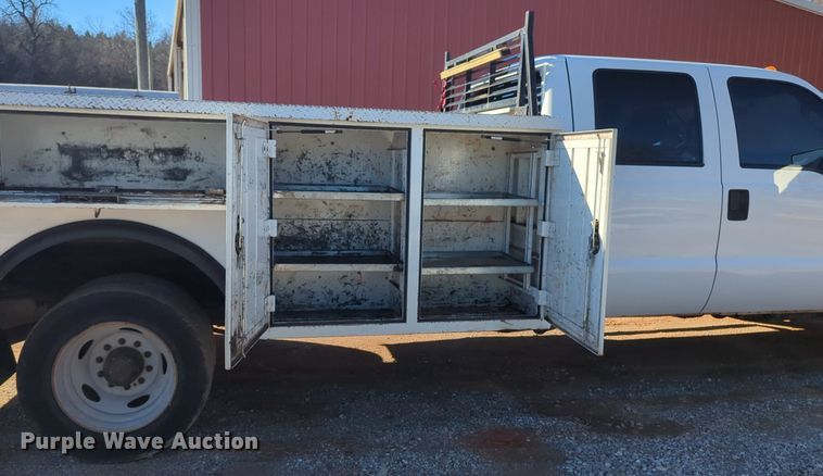 image for item OD9251 2013 Ford F550 Super Duty Crew Cab utility / service truck