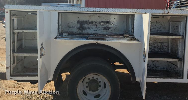 image for item OD9251 2013 Ford F550 Super Duty Crew Cab utility / service truck