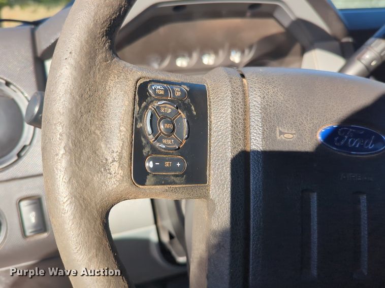 image for item OD9251 2013 Ford F550 Super Duty Crew Cab utility / service truck