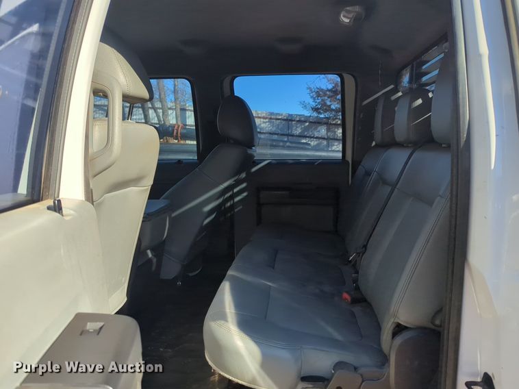 image for item OD9251 2013 Ford F550 Super Duty Crew Cab utility / service truck