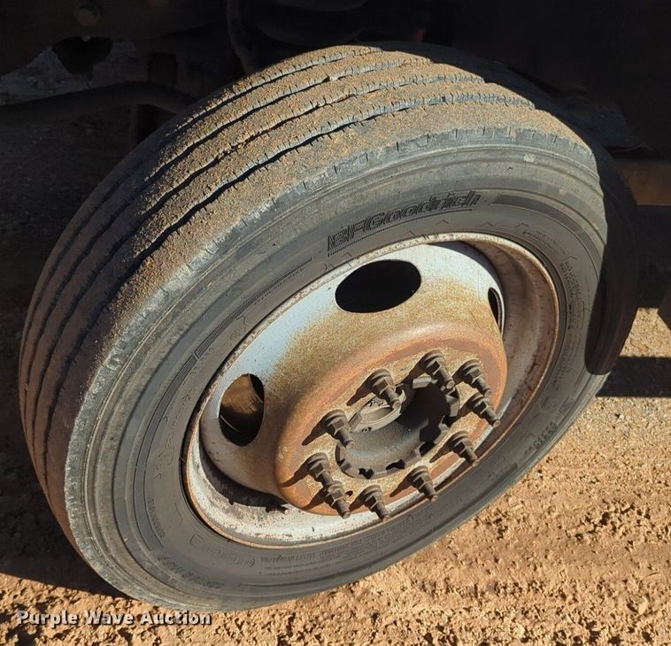 image for item OD9251 2013 Ford F550 Super Duty Crew Cab utility / service truck