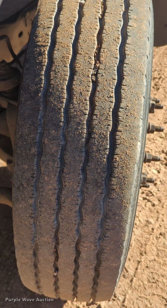 image for item OD9251 2013 Ford F550 Super Duty Crew Cab utility / service truck