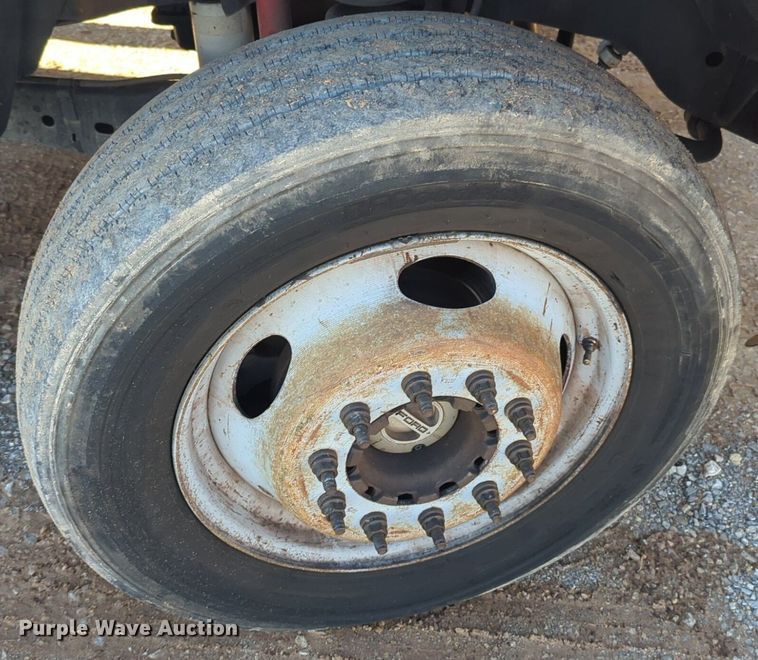 image for item OD9251 2013 Ford F550 Super Duty Crew Cab utility / service truck