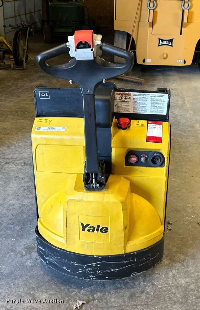 image for item OF9294 Yale  MPB045VGN24T2246 pallet jack