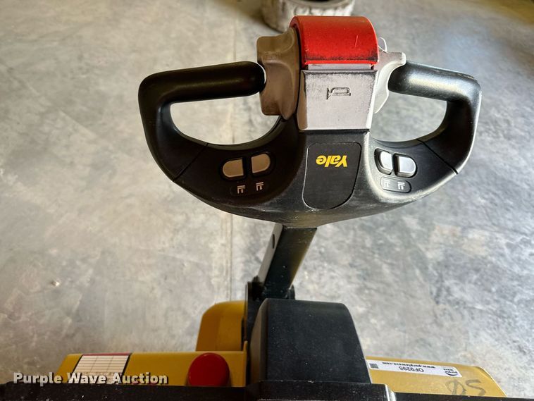 image for item OF9295 Yale  MPB045VGN24T2246 pallet jack